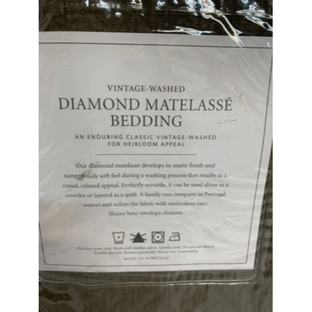 Restoration Hardware Vintage Washed Diamond Matelasse 20